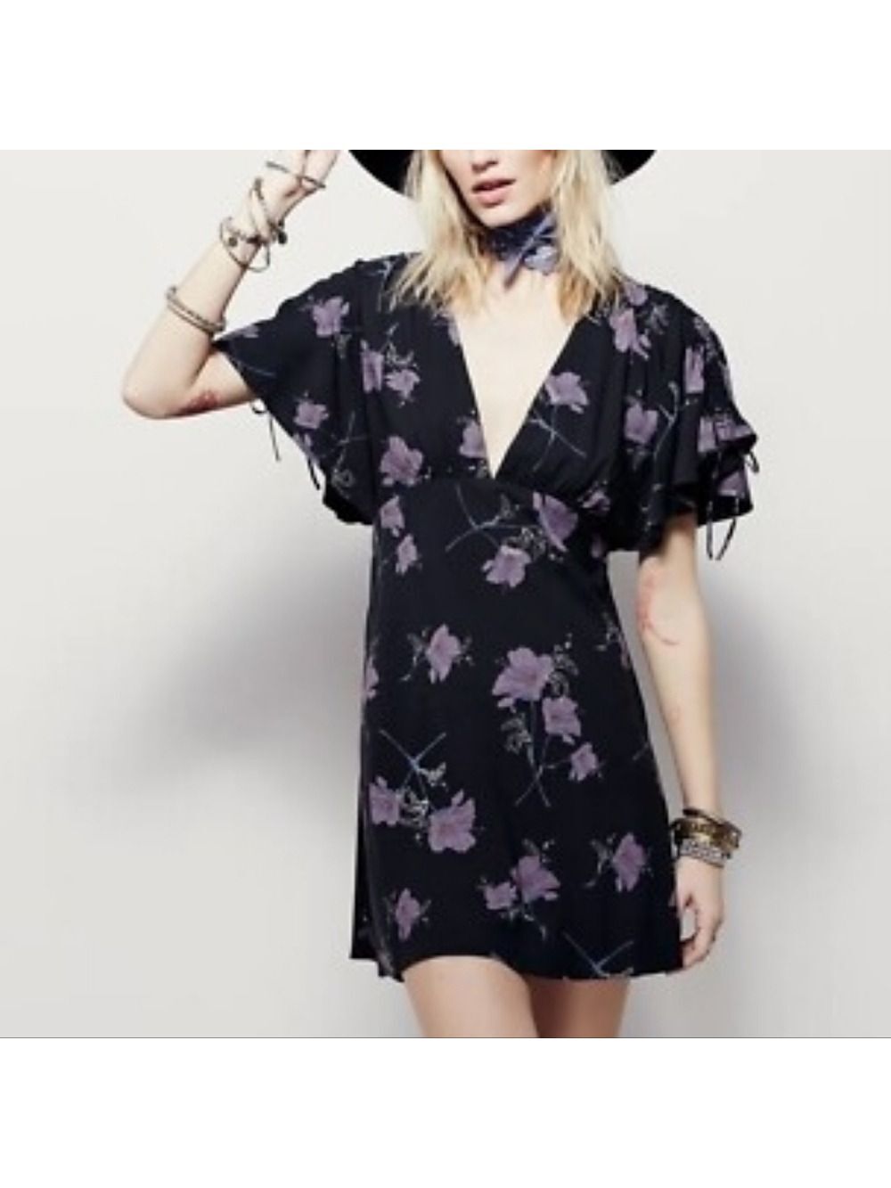 8 • Free People • Melanie Printed Mini Dress in Charcoal Grey & Purple Floral